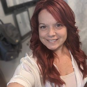 Meet your Posher, Lynnie